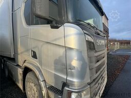 Scania R590 6x2 Tractor Unit with Walking Floor Hydraulic