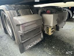 Scania R590 6x2 Tractor Unit with Walking Floor Hydraulic