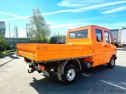 MERCEDES-BENZ Vario 208D Doka Pritsche - Restauriert