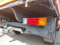 MERCEDES-BENZ Vario 208D Doka Pritsche - Restauriert