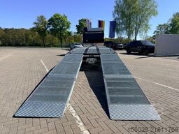VOLVO Maschinentransporter mit Rampen, Arbeitsbühne