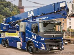 Klaas / Volvo K2500 RHX FMX 388 RHD