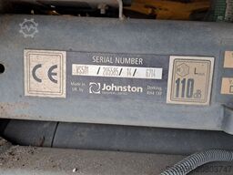 DAF LF met Johnston VS501