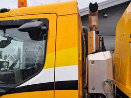 DAF LF met Johnston VS501