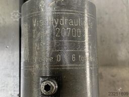 VIS - HYDRAULIQUE 20700