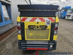 Johnston Bucher Johnston Sweeper CX202 mit EURO 6 Klima