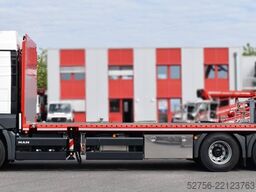 MAN TGX 26.400 mit Hiab Ladekran