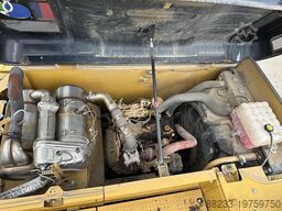 Caterpillar 320FL