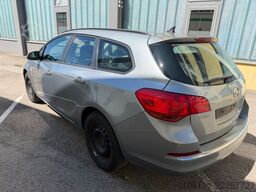 OPEL Astra J Sports Tourer Edition TÜV 2027