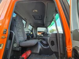 Mercedes-Benz Actros 3241 8X4 Containersysteem/ 20T HMF crane...