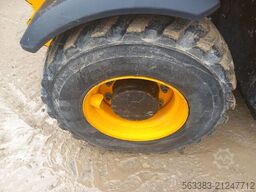 JCB 525.60