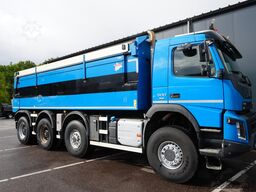 Volvo FMX 500 8x8 tipper 342.000km