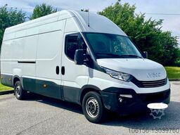 Iveco IVECO DAILY 35S16 HI-MATIC MY16 VAN GRANVOLUME