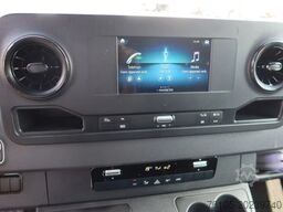 Mercedes-Benz Sprinter 317 Koel/Vries L2/H2 220 Volt stekker