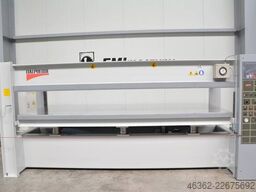 Italpresse UT/6L Prasa do forniru