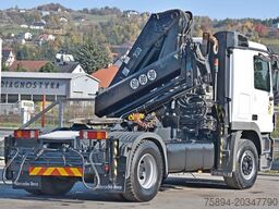 MERCEDES-BENZ ACTROS 1844 * Sattelzugmaschine *HIAB 330-5/FUNK