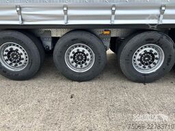 Schmitz Cargobull Curtainsider Euroliner