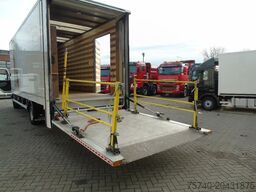 Renault D 220 + special lift + 165km!