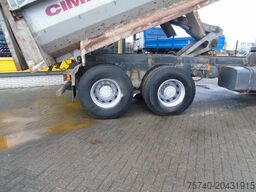 Renault Kerax 420 DCI + MANUAL + SPRING + 6X4 + PERFECT