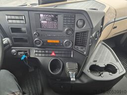 MERCEDES-BENZ Actros 2653 LS 6x4 Retarder 120.000kg