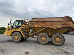 Caterpillar 725