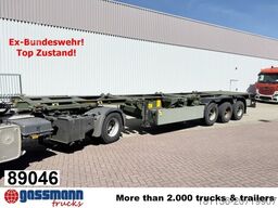 Doll U-74.0 3-Achs Containerchassis, 2x20/20/30/40ft,