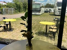 Other Container mit Sitzmöglichkeiten