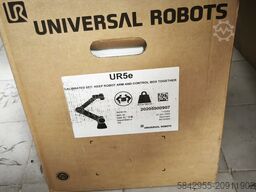 Universal Robots Universal Robots UR5e with Teach Pendant