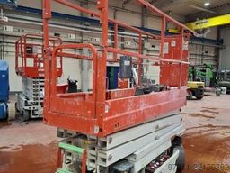 JLG 2032ES