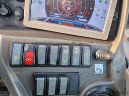 Manitou MRT 3050+ St4