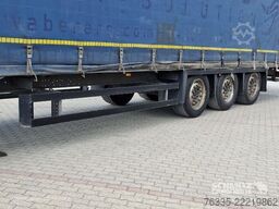 Schmitz Cargobull Curtainsider Mega