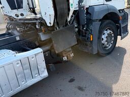 MERCEDES-BENZ Antos 2533 6x2 Fahrgestell