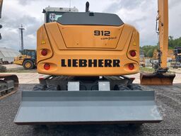 LIEBHERR A912 Compact