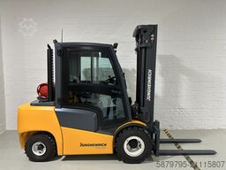 Jungheinrich TFG 430 | Triplex | 5137h