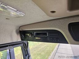 MERCEDES-BENZ ACTROS 1843