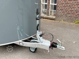 Cheval Liberte DEBON C300 ALU ROADSTER ST 303X150X197CM 1300KG