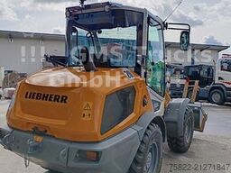 LIEBHERR 504C / SW / Gabel + Schaufel / Wenig Stunden