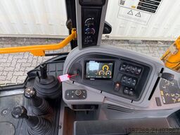 JCB 3CX Plus / 2022 BJ / 3.633 H / 81 KW