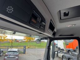 MERCEDES-BENZ ANTOS 2533 L / LBW / LENKACHSE / 22 PAL