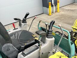 Yanmar B25V snelwissel + 2 bakken