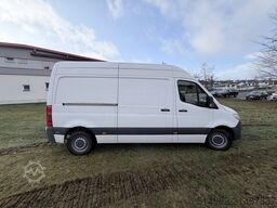Mercedes-Benz Sprinter 214