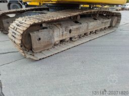 Komatsu HB 215 LC-3