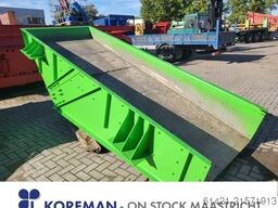  Vibrating Chute Hazemag 4000-1400