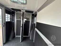 MERCEDES-BENZ STX Sprinter  GG 4,100KG  Haras Hengste