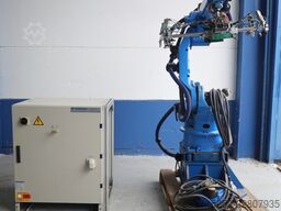 Yaskawa Motoman HP20D mit DX100