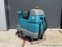 Tennant T7+