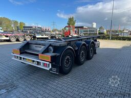 Van Hool 3B2013 20FT ADR CHASSIS / galvanized / MB DISC ...