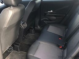 Mercedes-Benz GLA 200 D