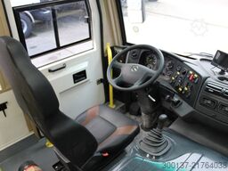 Mercedes-Benz Atego 1725 4x4 Passenger Bus
