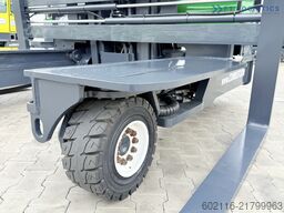 Combilift C4500 DIESEL DUPLEX WIDE FORK POSITIONER